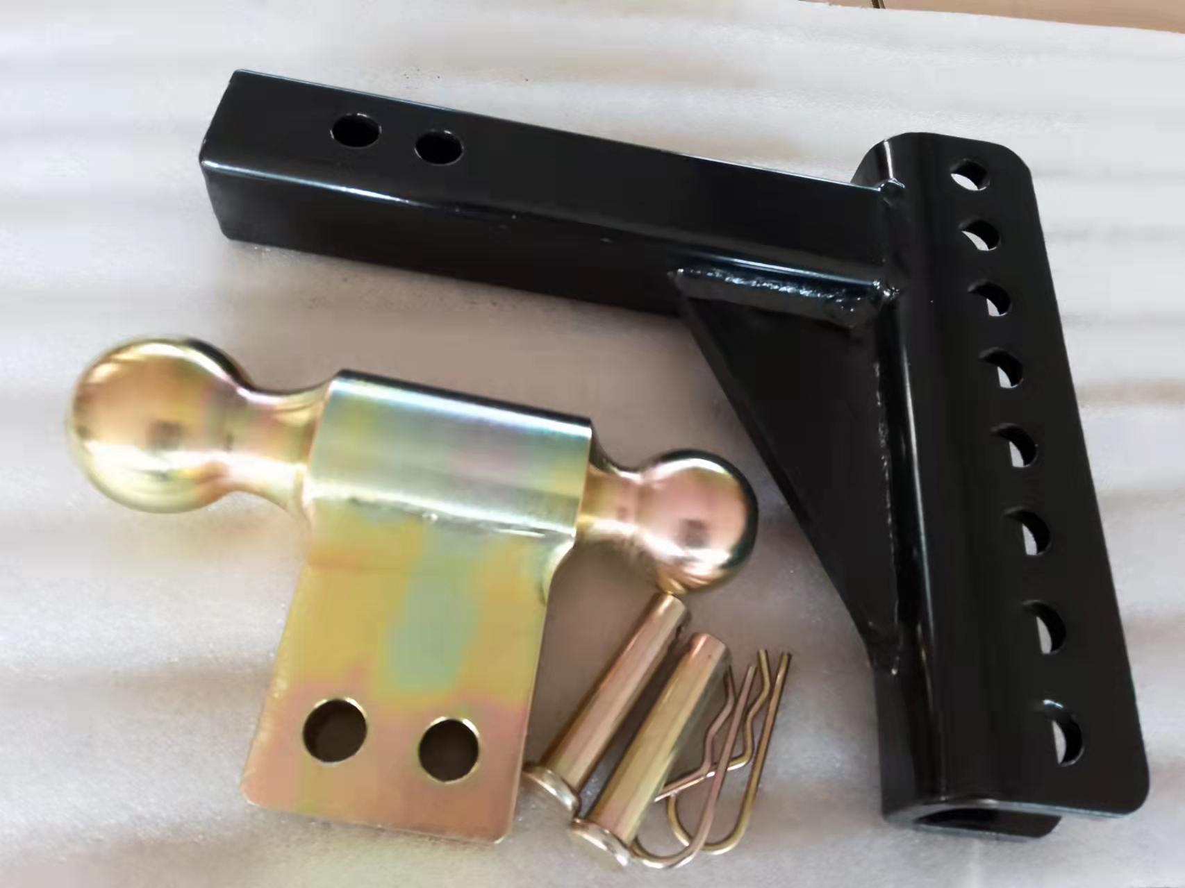 Dos enganches de montaje de bola