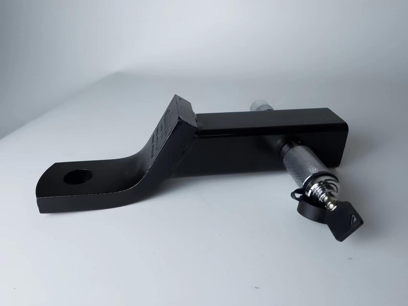 Ball mount towbars