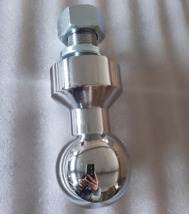 bola de remolque después del cromo