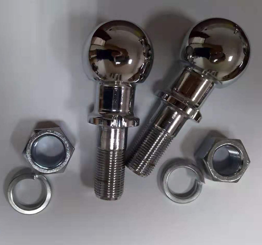 Bola de remolque instalada